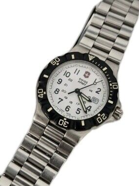 Vtg Victorinox Swiss Army Lancer 100 Women's Watch.